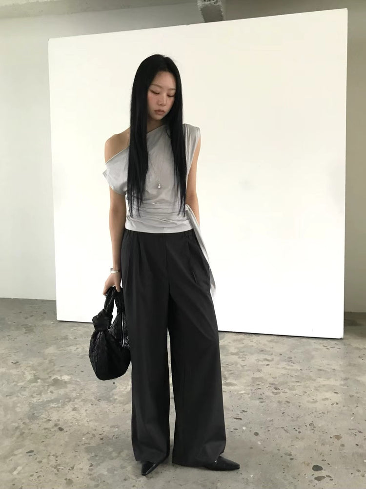 美肩綁帶修腰細節上衣