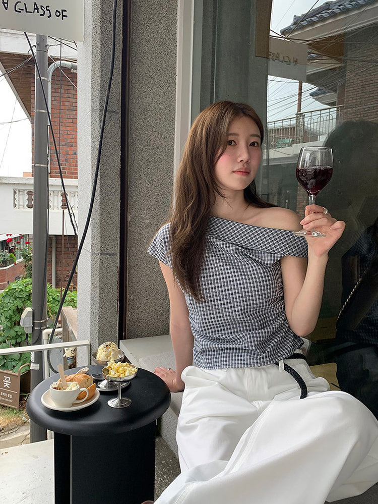 側露肩格紋修身上衣