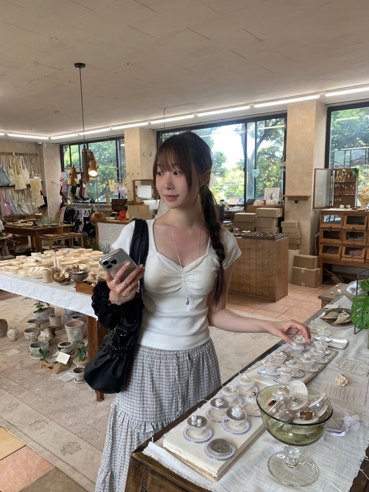 胸線皺褶細節修身上衣