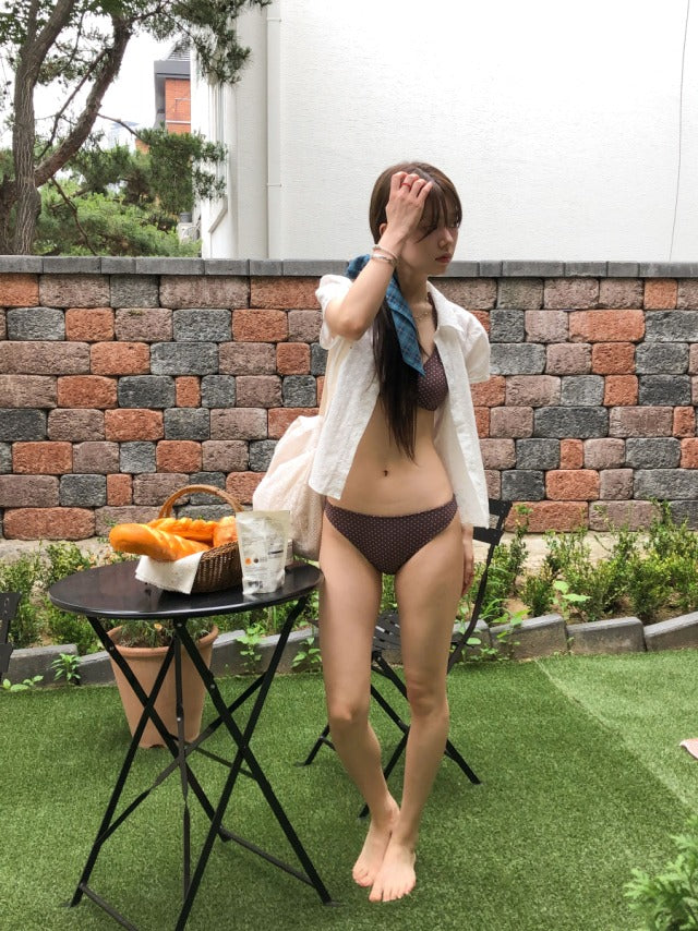 撞色格紋造型方巾