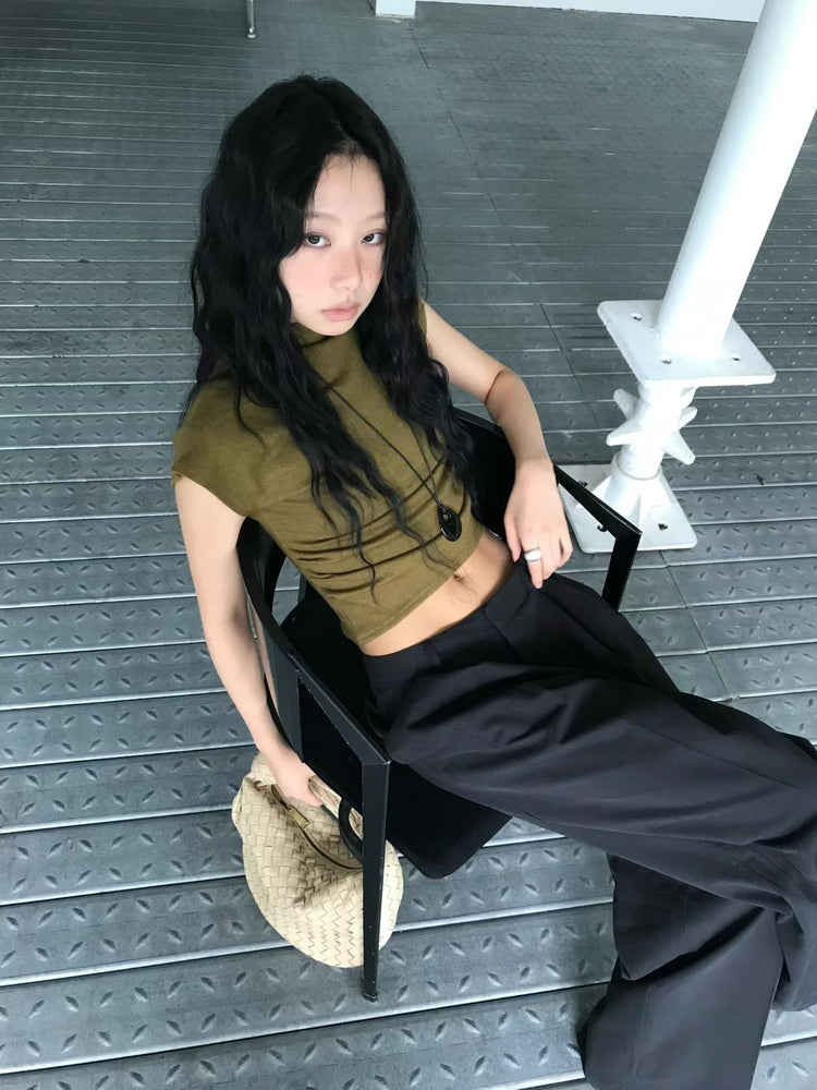 小企領側抓皺修身上衣