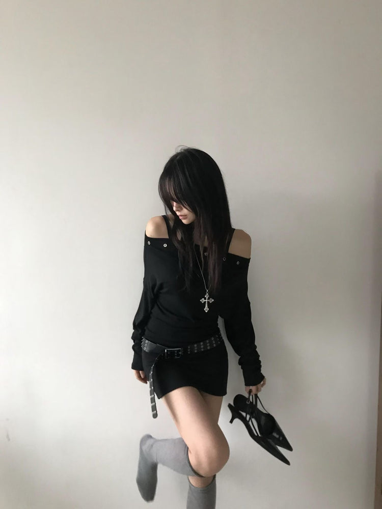 露肩鉚釘扣細節抓皺連身裙
