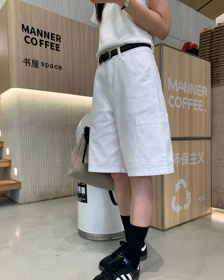 背扣側口袋細節五分褲