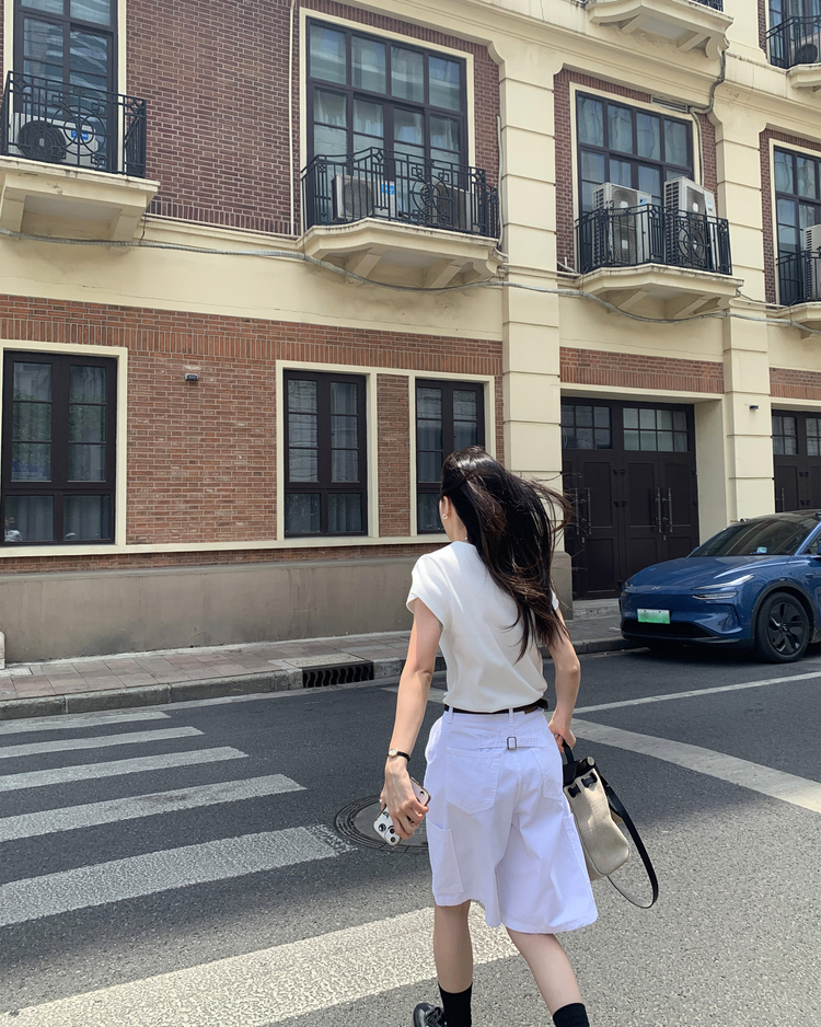 背扣側口袋細節五分褲