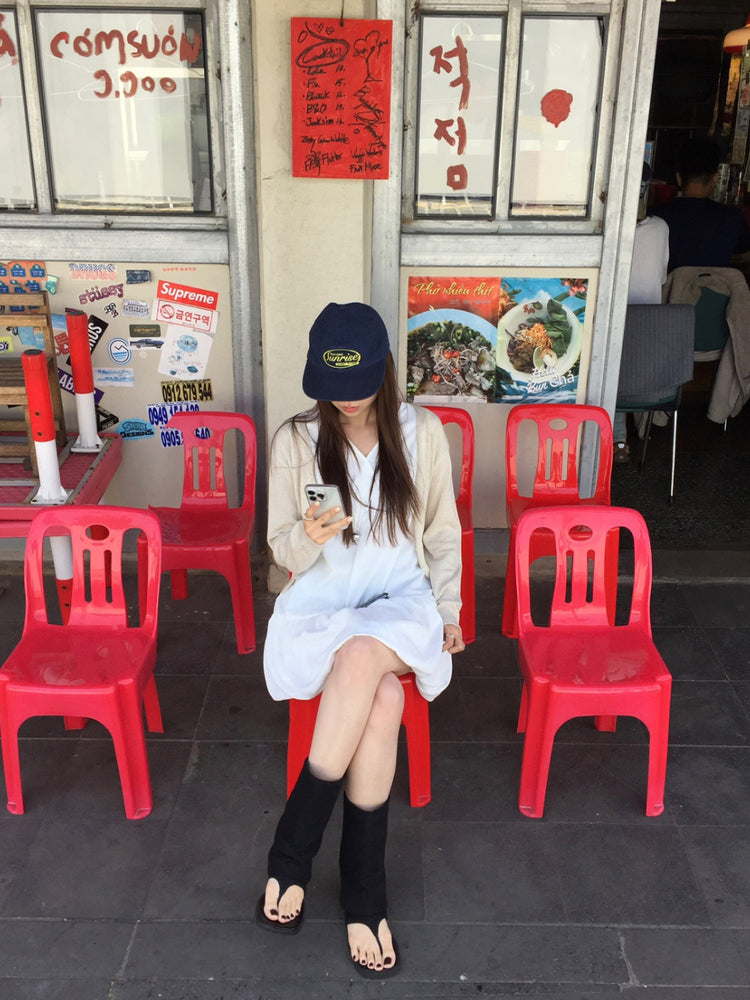 美背綁帶細節泡泡連身裙