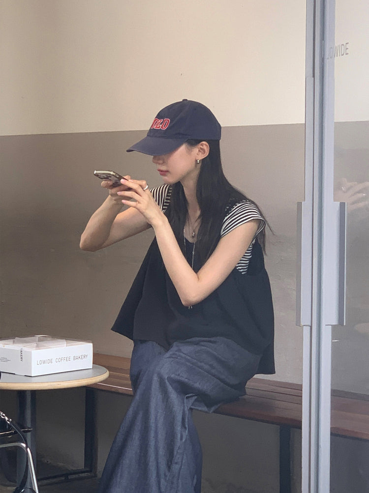 荷葉邊褲腳細節直褲
