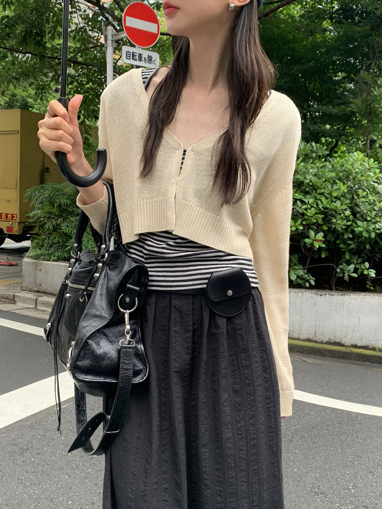 美鎖骨細節條紋上衣