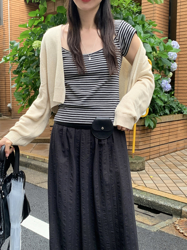 美鎖骨細節條紋上衣