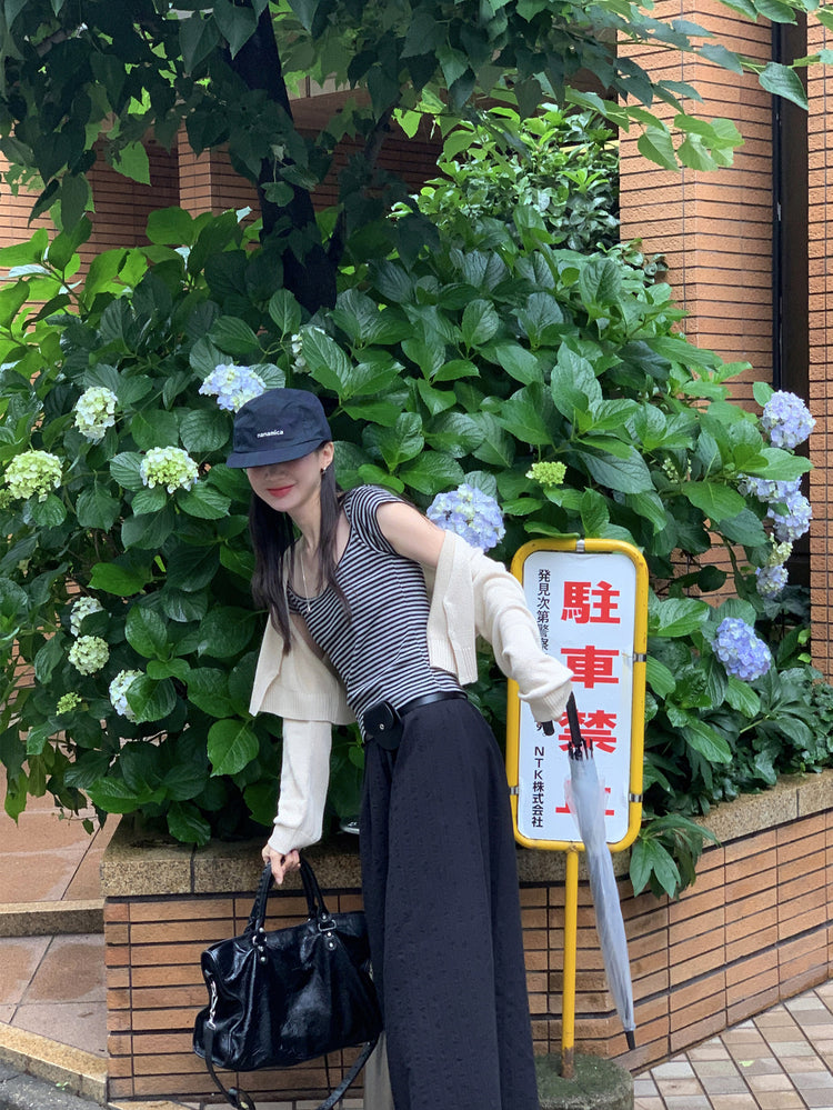 美鎖骨細節條紋上衣