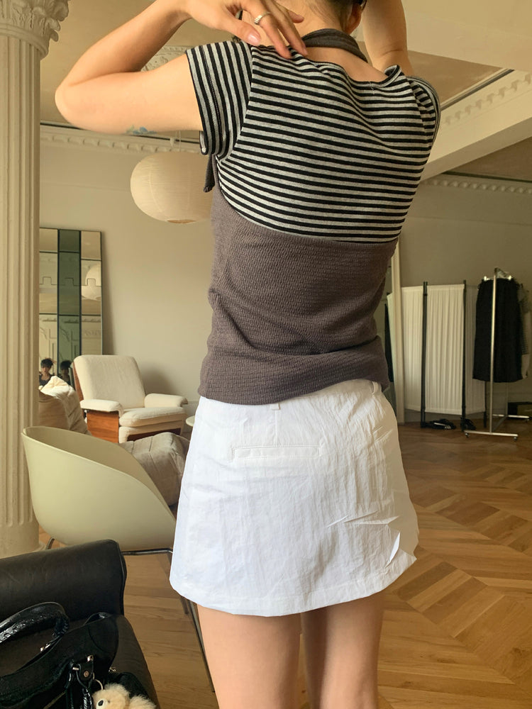 掛脖扣鈕暗紋細節背心