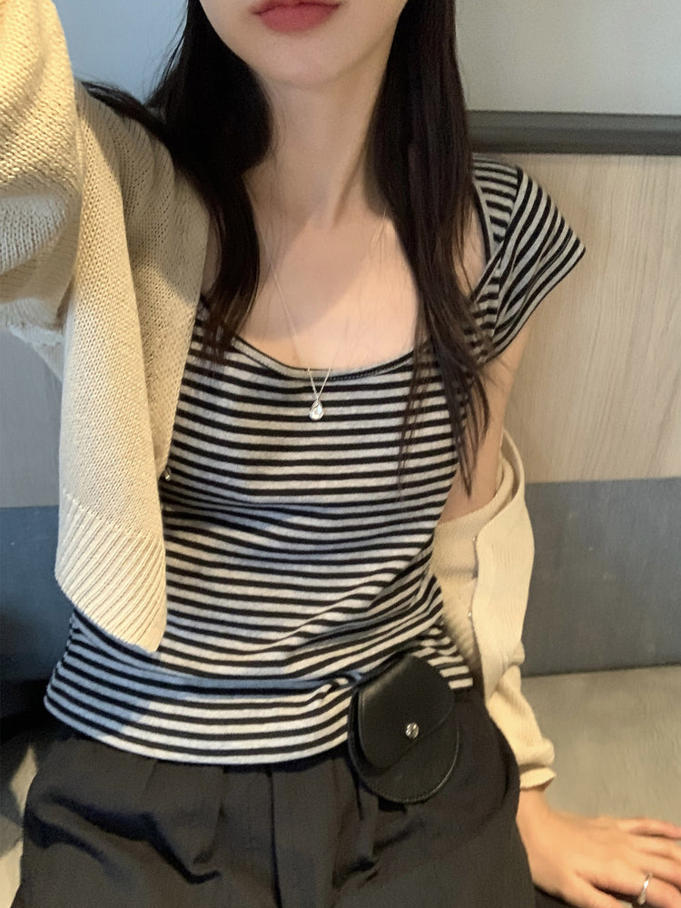 美鎖骨細節條紋上衣