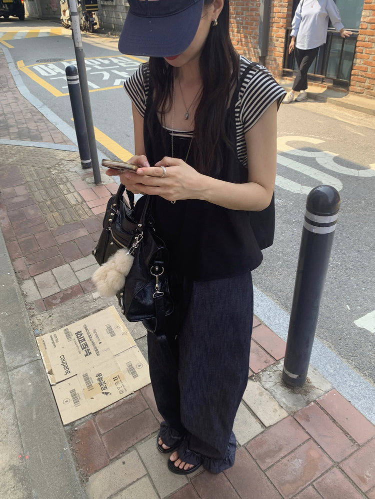 美鎖骨細節條紋上衣