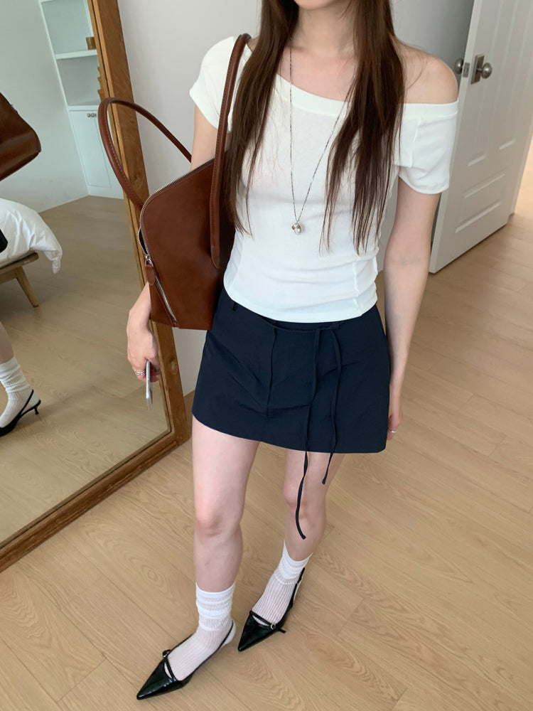 輕薄尼龍綁帶細節裙褲