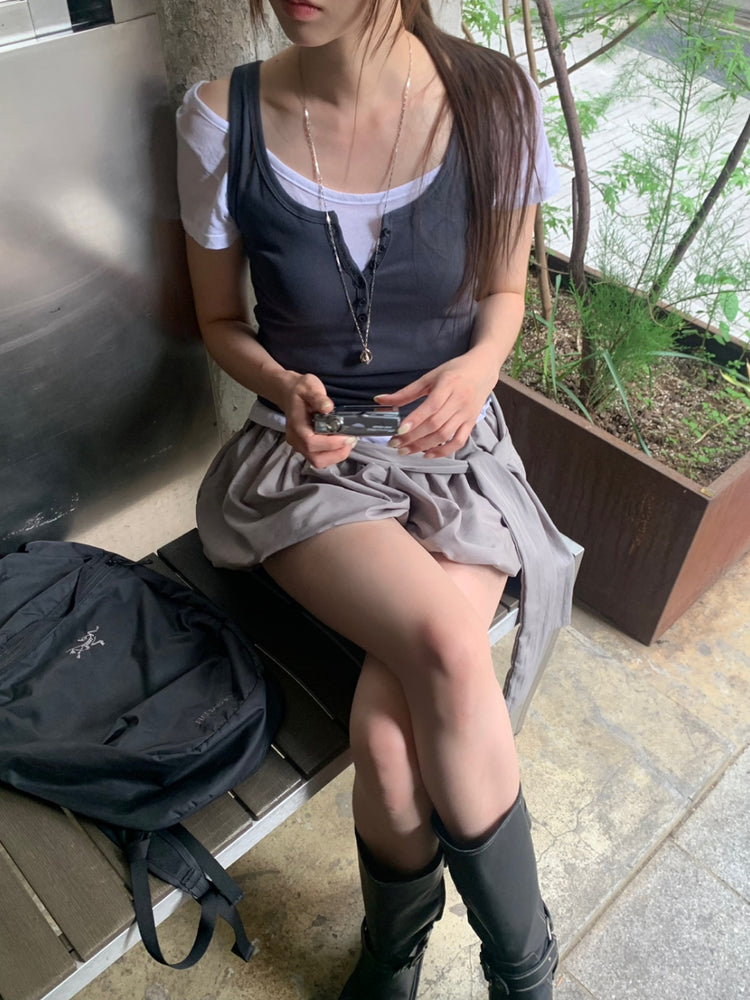 微透U領修腰上衣