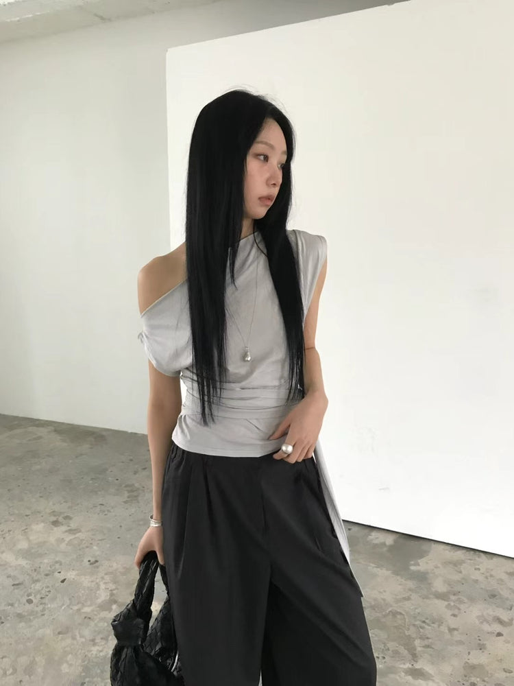美肩綁帶修腰細節上衣