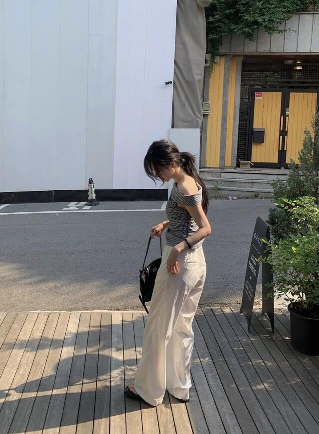 側露肩格紋修身上衣