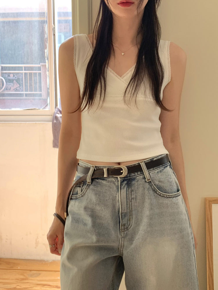 交疊蕾絲邊細節背心