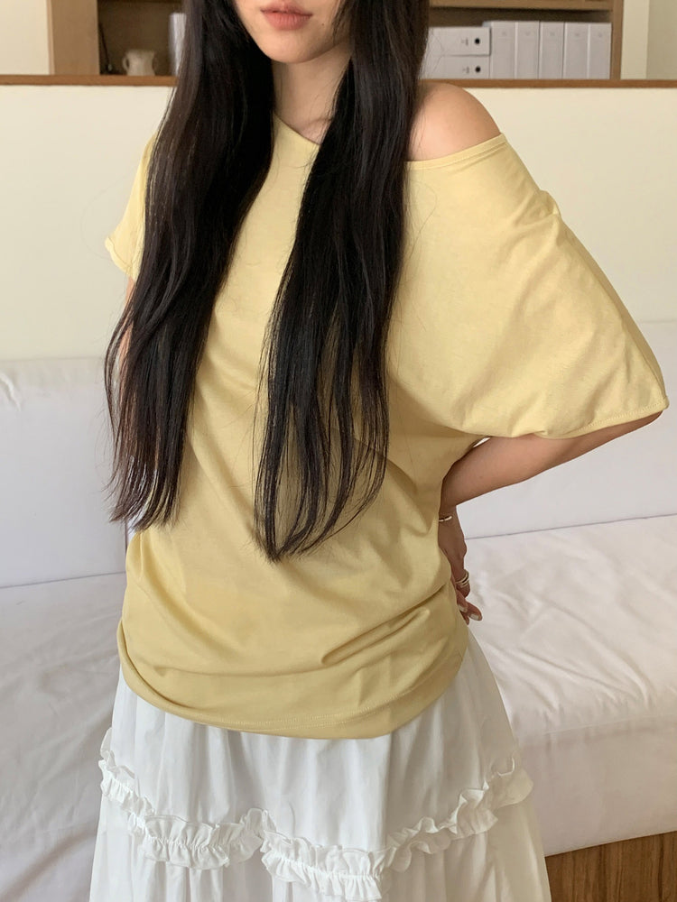 側露肩寬鬆上衣