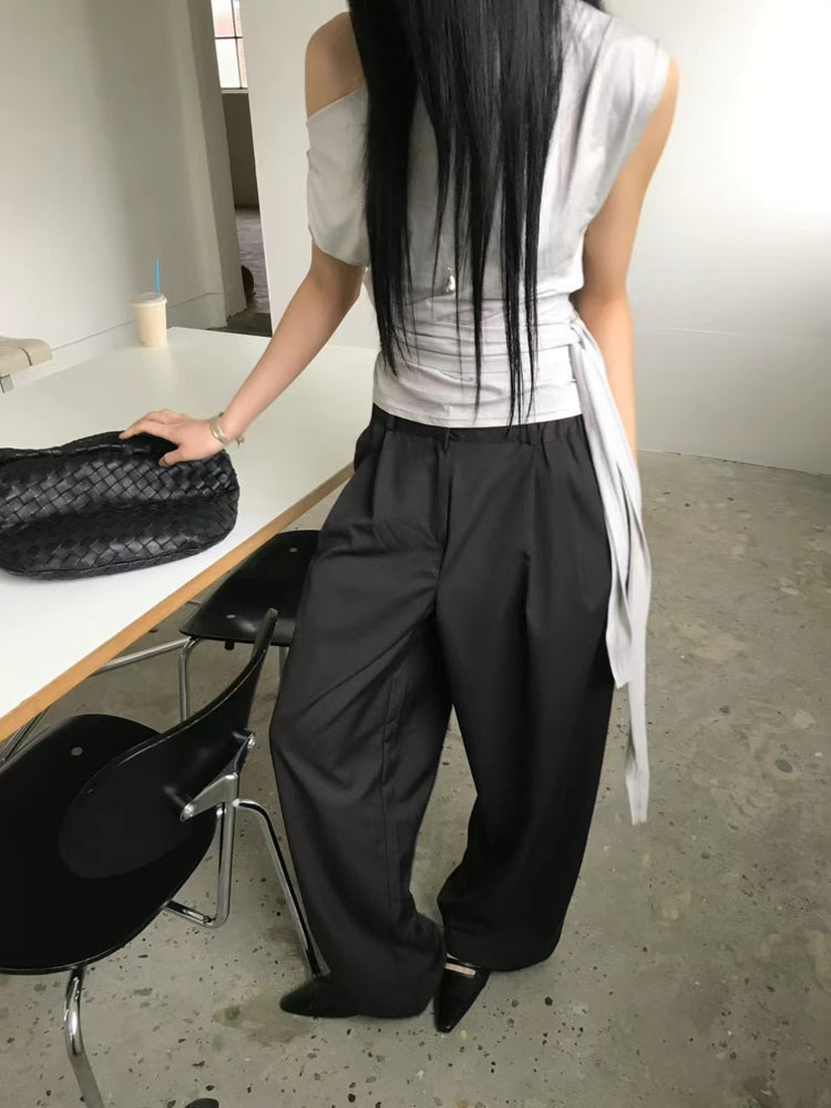 美肩綁帶修腰細節上衣