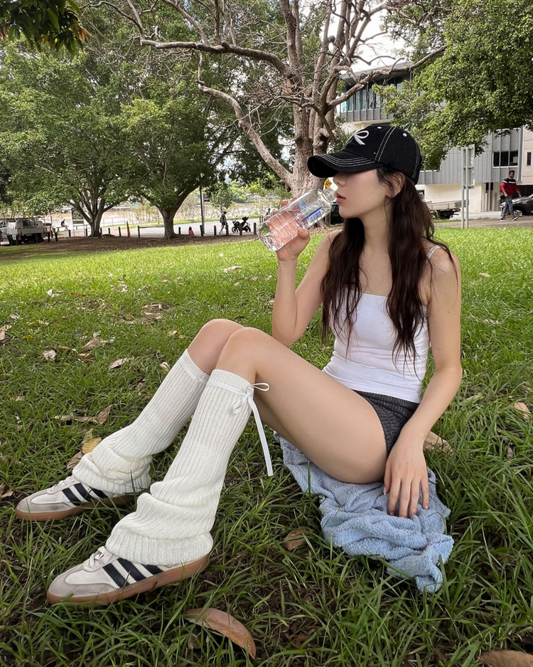 (現)粗坑紋細節迷你修身短褲