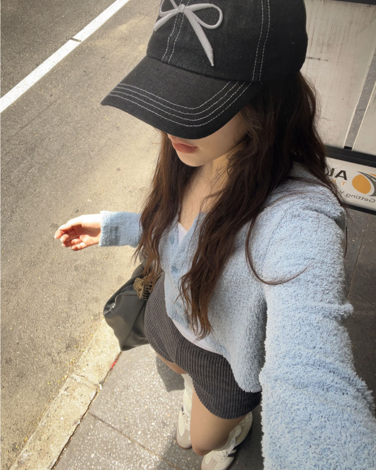 (現)粗坑紋細節迷你修身短褲