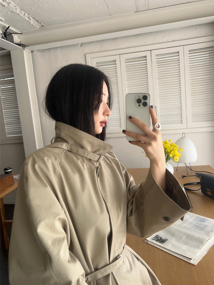 (現)高級感拉克蘭袖細節風衣