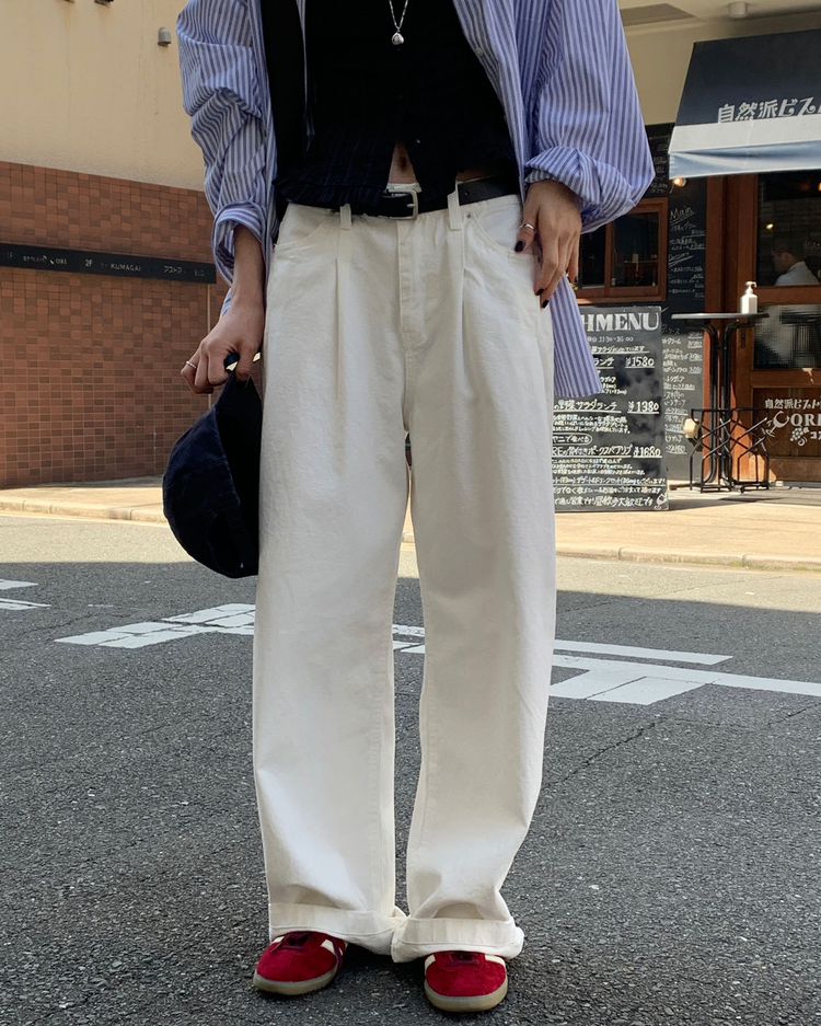 蕾絲細節修腰兩穿上衣
