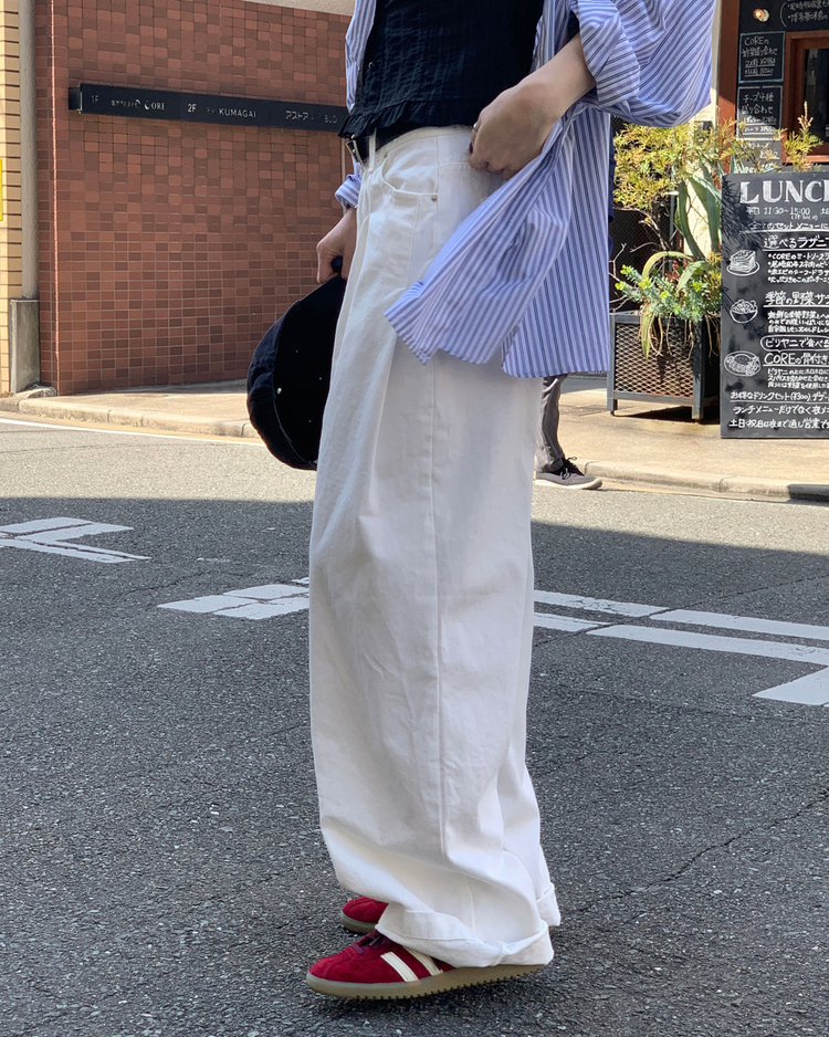 蕾絲細節修腰兩穿上衣