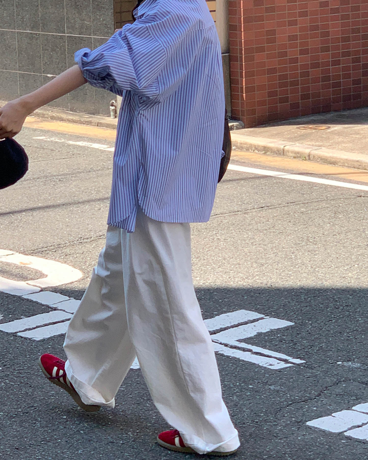 蕾絲細節修腰兩穿上衣