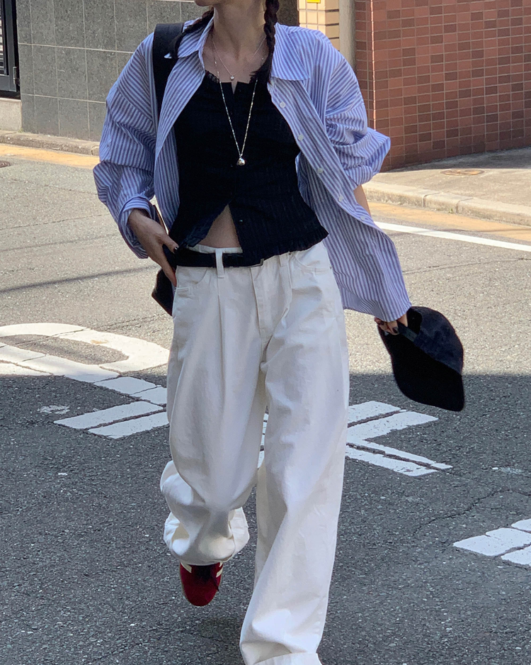 蕾絲細節修腰兩穿上衣