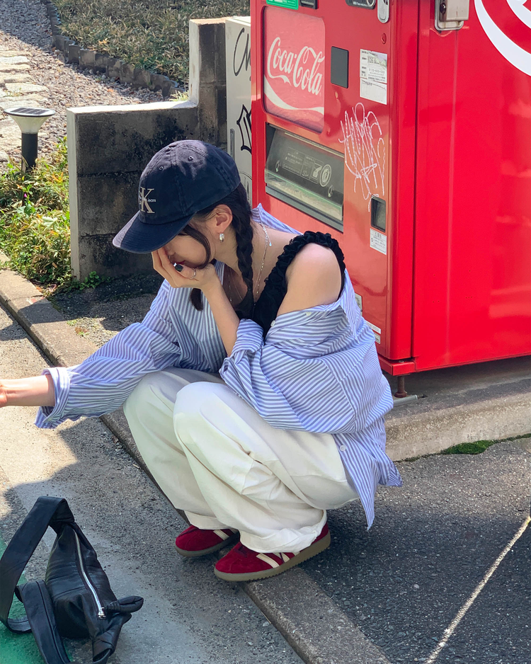 蕾絲細節修腰兩穿上衣