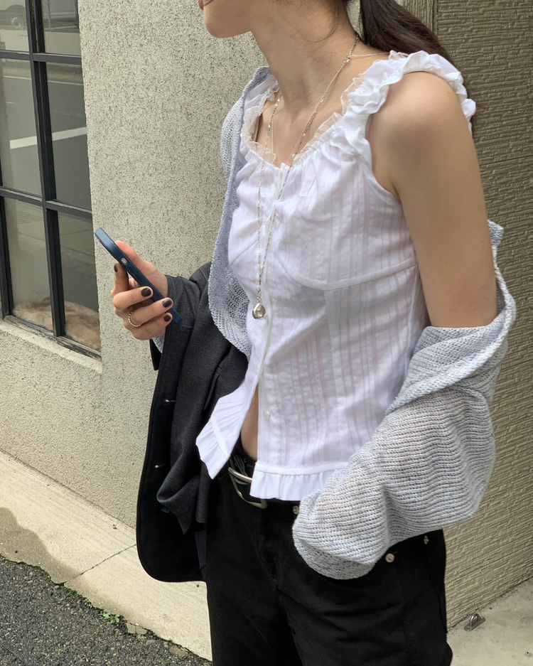 蕾絲細節修腰兩穿上衣