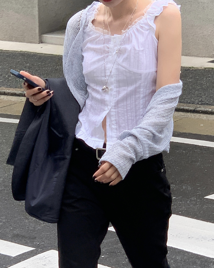 蕾絲細節修腰兩穿上衣
