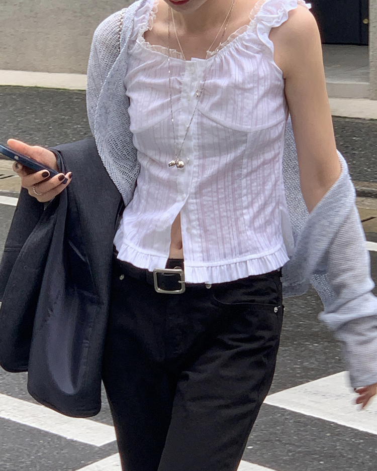 蕾絲細節修腰兩穿上衣