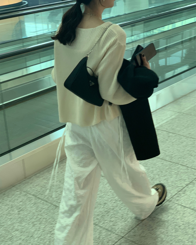 壓凸花花細節垂帶直褲
