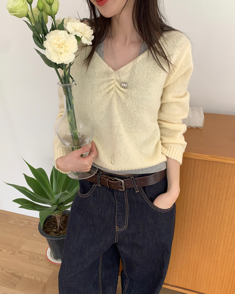基礎掛脖V領上衣