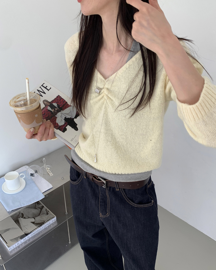 基礎掛脖V領上衣