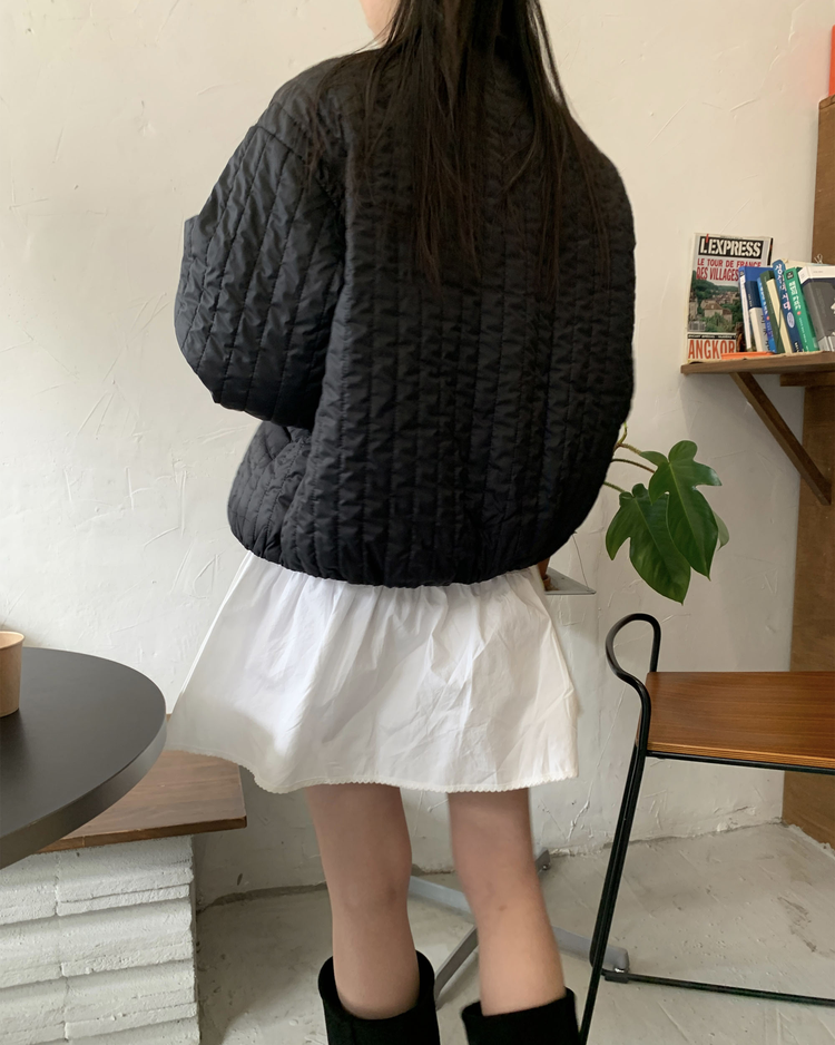 壓褶層次垂帶短裙