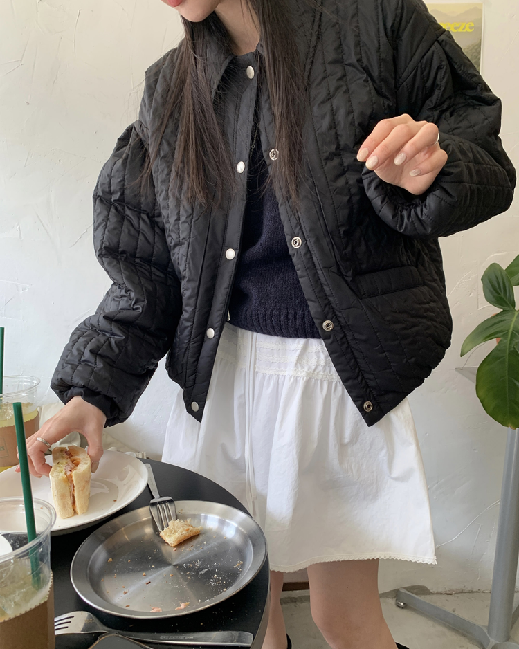 壓褶層次垂帶短裙