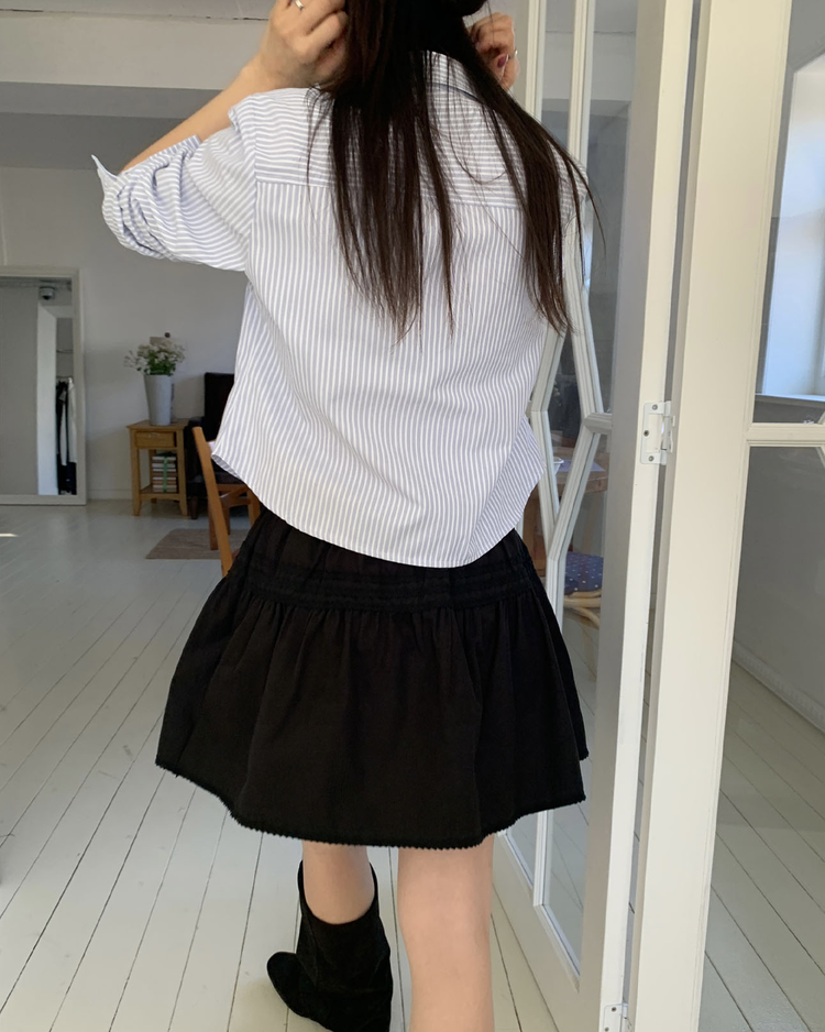 壓褶層次垂帶短裙