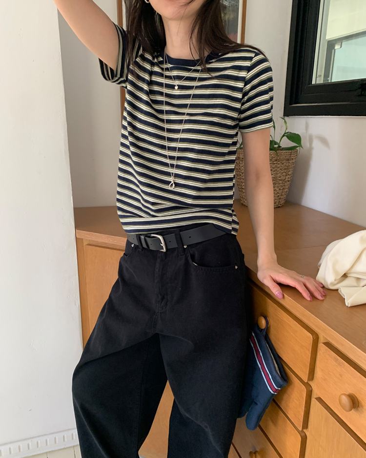 美色條紋休閒短袖T