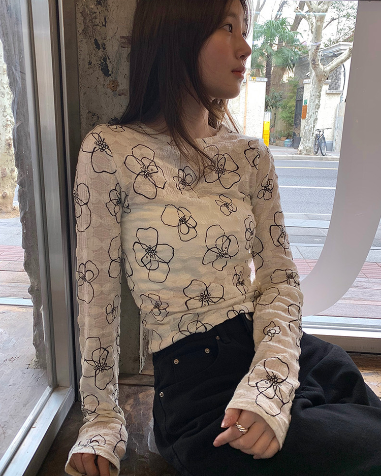 撞色皺褶花紋理上衣