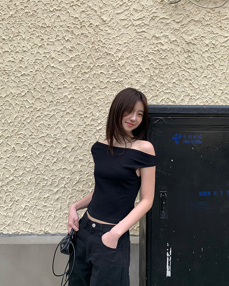 美肩坑紋修身上衣
