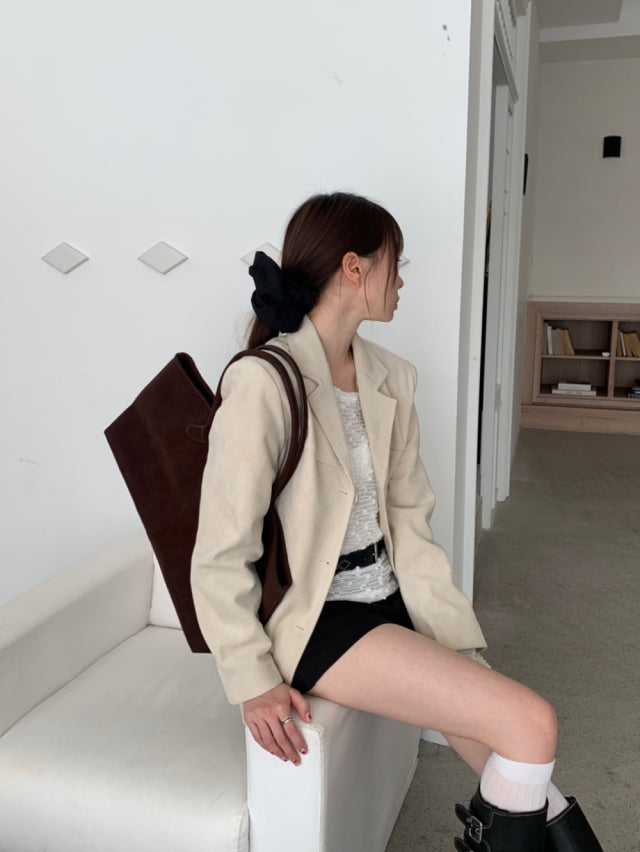 美肩透膚顆粒感細節上衣