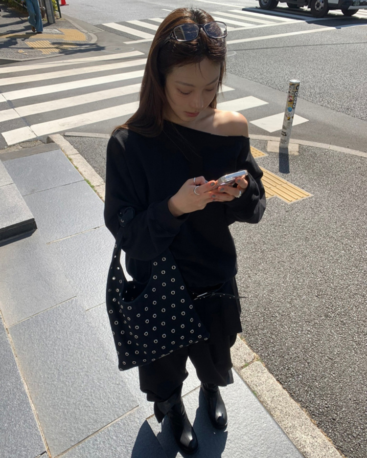 美肩不修邊細節衛衣
