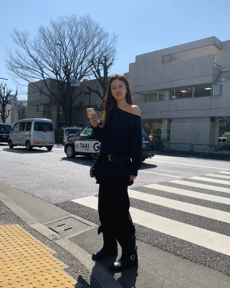 美肩不修邊細節衛衣
