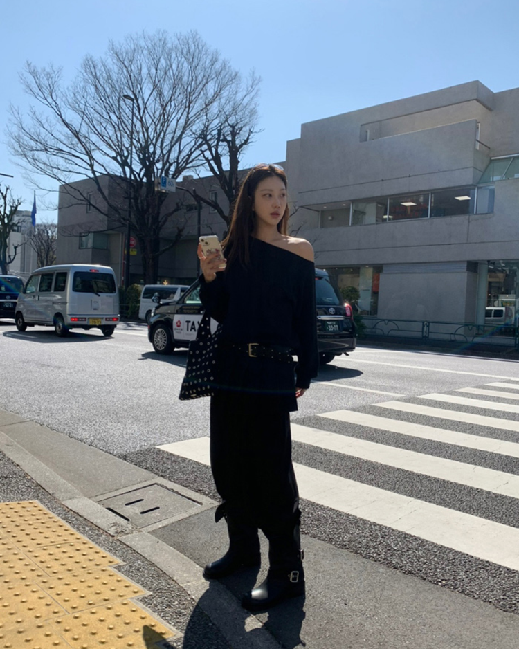 美肩不修邊細節衛衣