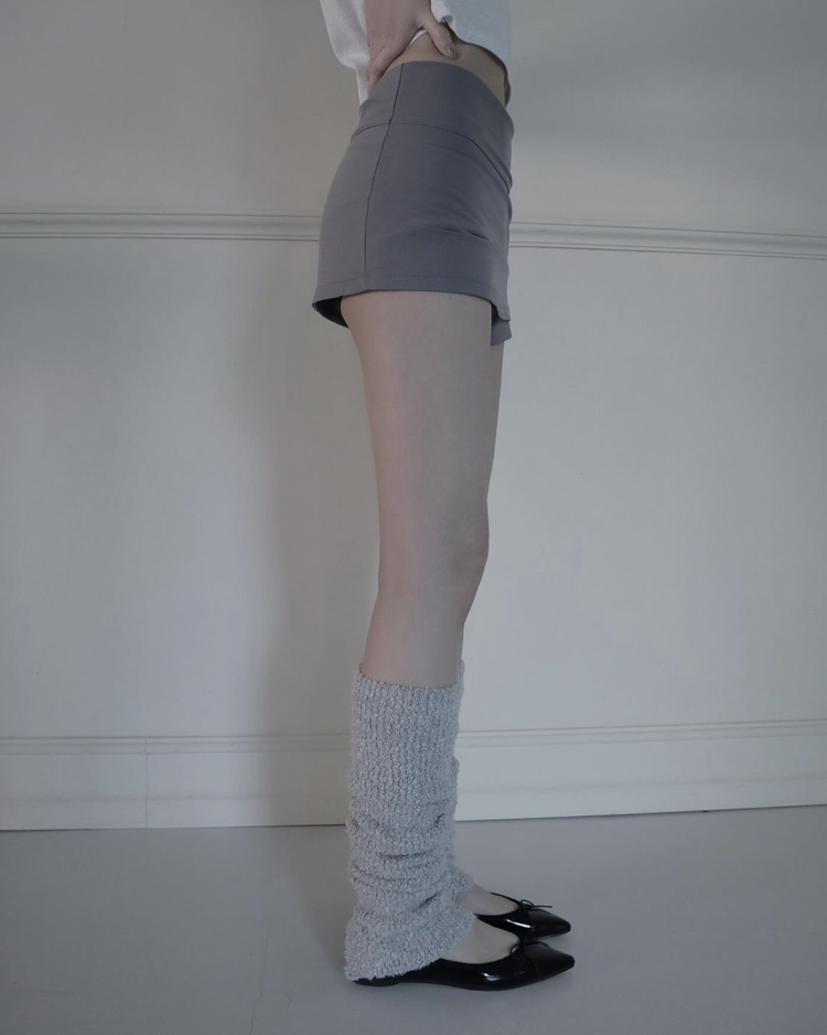 低腰彈性修身短裙褲