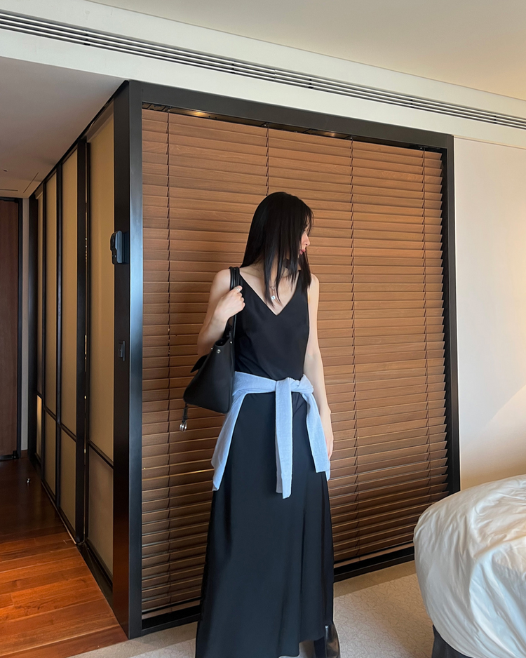 高質光澤感V領連身裙