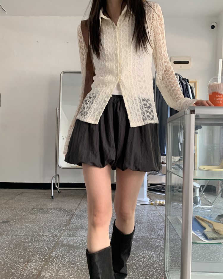 透膚蕾絲翻領修腰上衣